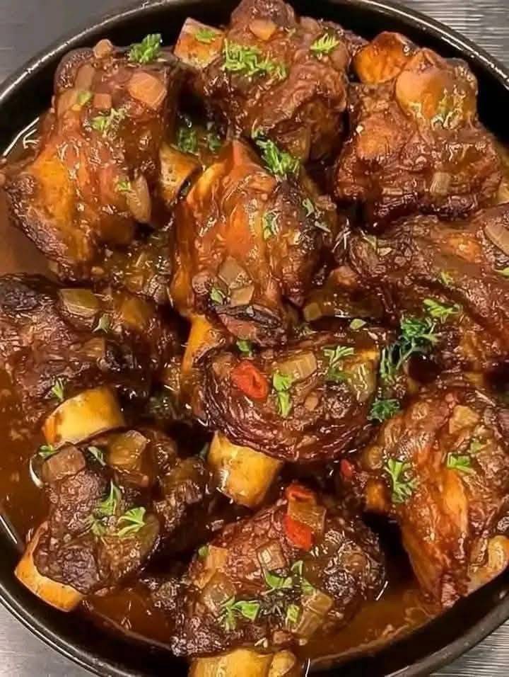 Thumbnail for Braised Oxtail Recipe