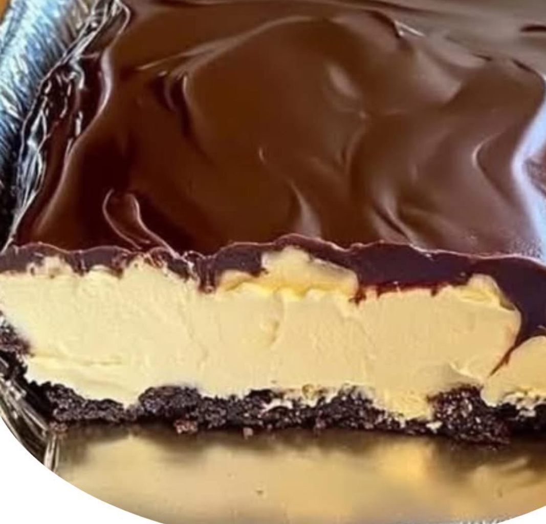 Thumbnail for No-Bake Éclair Cake