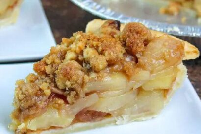 Thumbnail for Deep Dish Apple Crisp