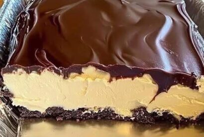 Thumbnail for No-Bake Chocolate Éclair Cake