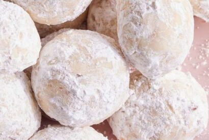 Thumbnail for Snowball Cookies Recipe