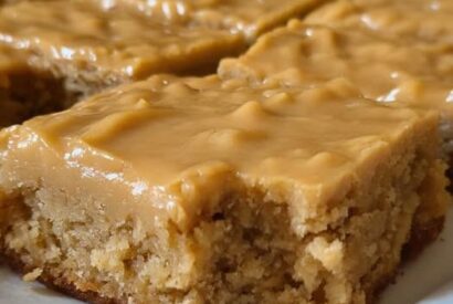 Thumbnail for Peanut Butter Lunch Lady Bars