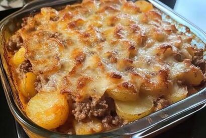 Thumbnail for Cheesy Hamburger Potato Casserole