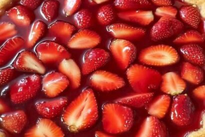 Thumbnail for Big Boy’s Fresh Strawberry Pie